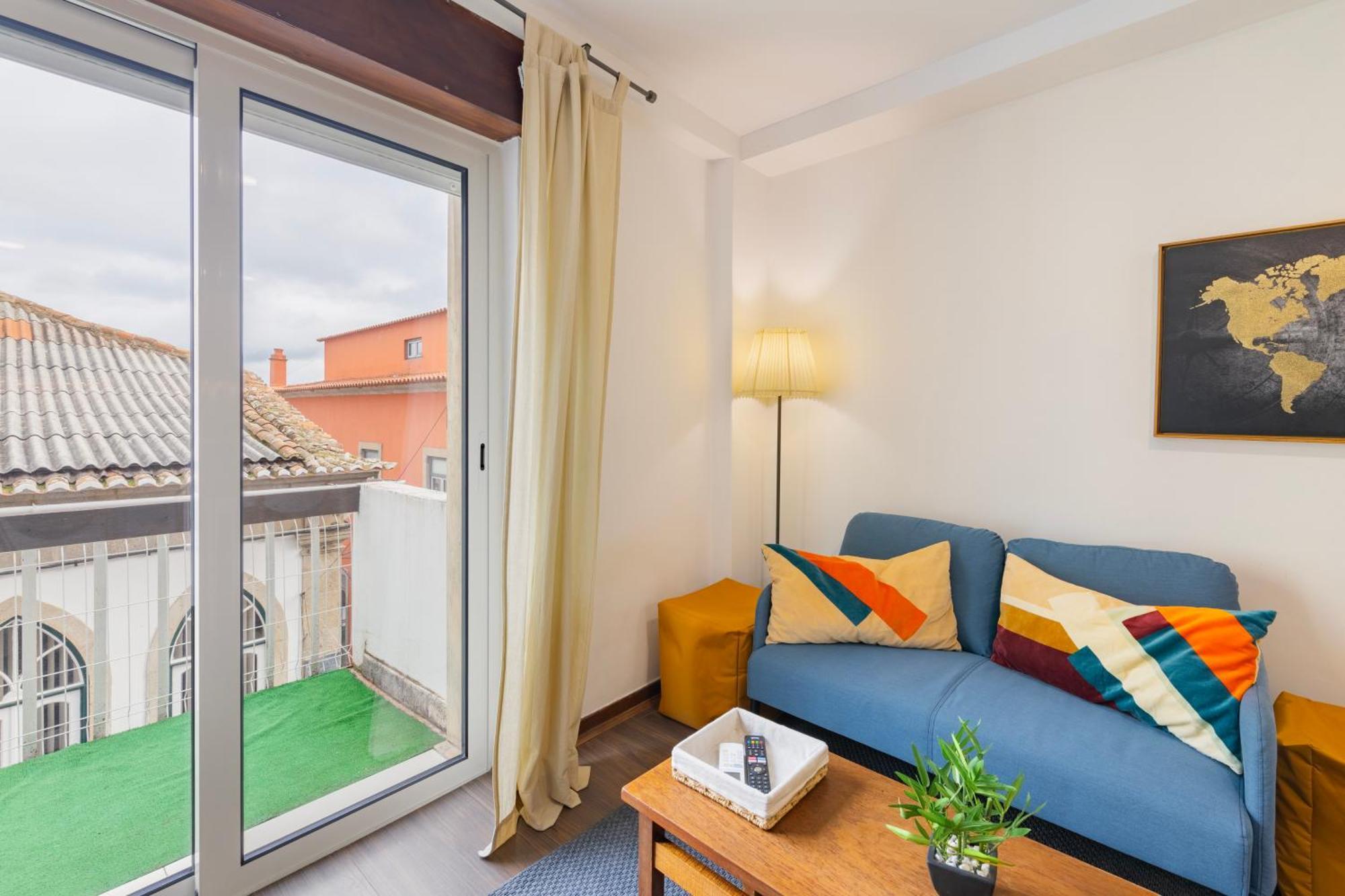 Cosy Remodeled Apartment In The City Center Fundão Exterior foto